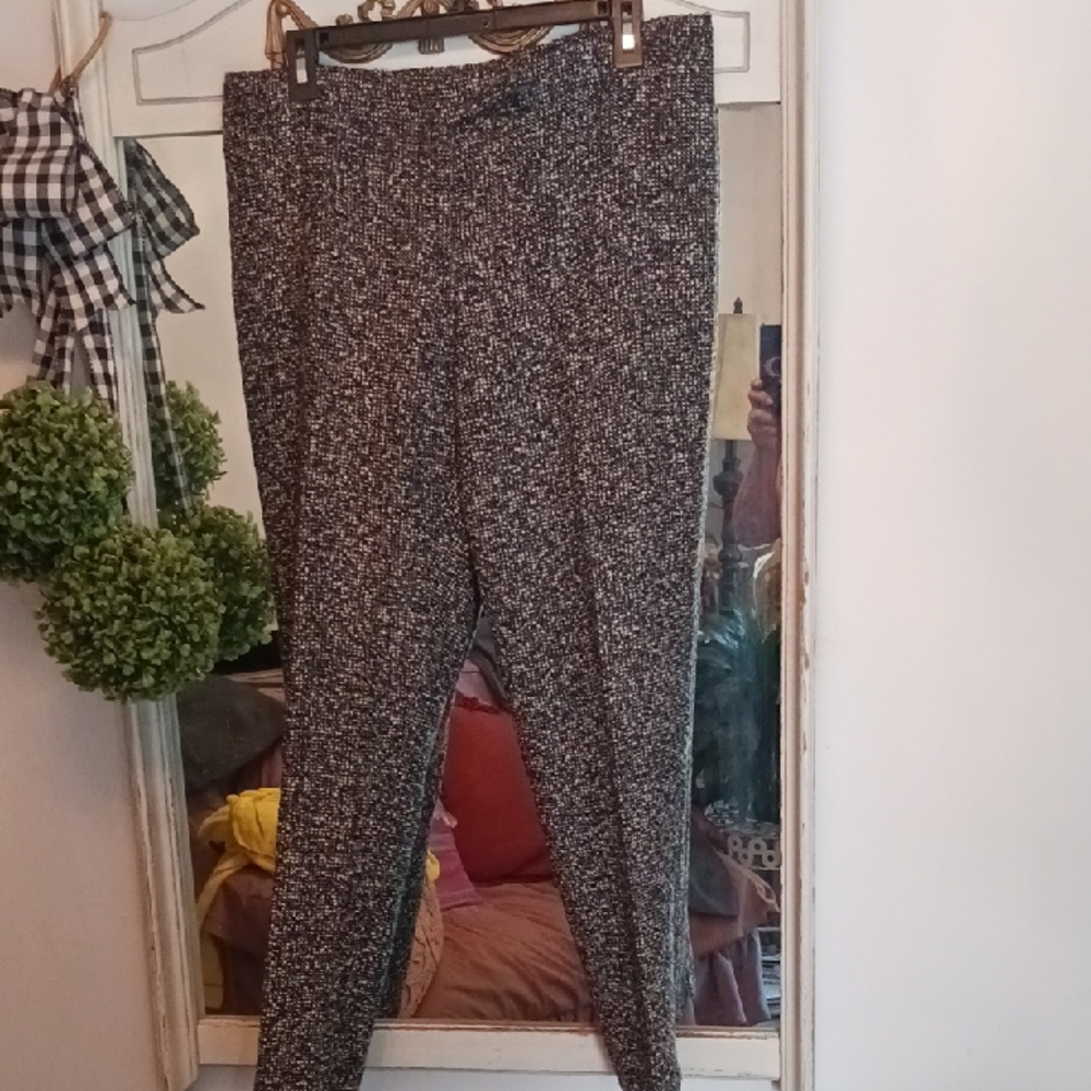 INC International Concepts Monochrome Tweed Fabric Straight Leg Pants 10 ⚜️👑⚜️